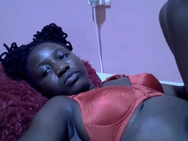 alora-skylar broadcasting live