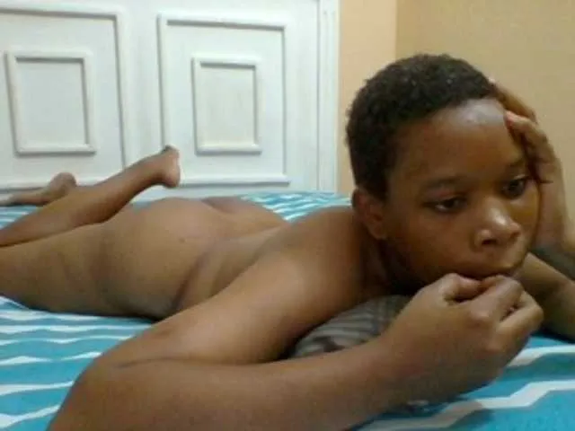 AmorSweetgal broadcasting live