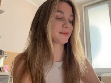 amy_meoww's Thumb Image