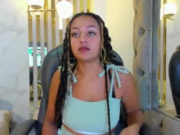 melaniegh_'s Thumb Image