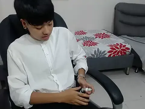 BJkoreanboy's Thumb Image