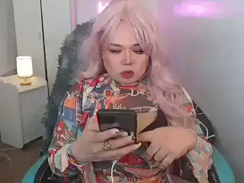 Goddes12inchTS broadcasting live