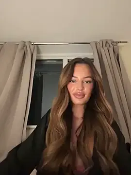 LaceyMayxox's Thumb Image