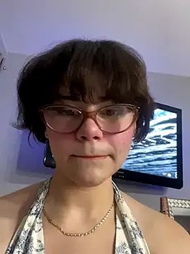 LunaMilav's Thumb Image