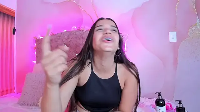 Mila_grace_'s Thumb Image