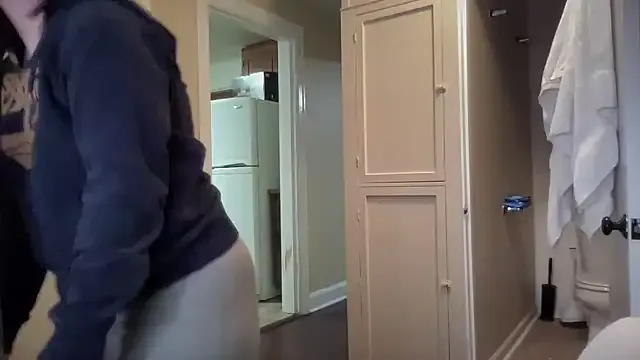 sexylilly69's Thumb Image