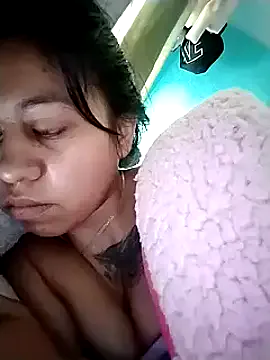 Tiphanydirty3 broadcasting live