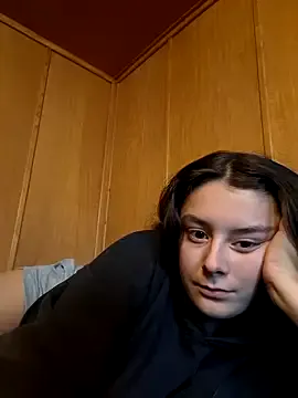 YoungLiisaxx's Thumb Image